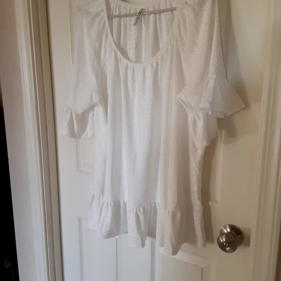 3X and 4X blouses, dresses, and pants. Torrid, Catherine's  and other items - Picture 5 of 16